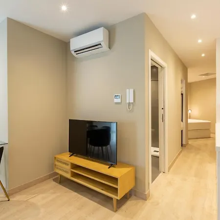 Martalia Arenal روندا